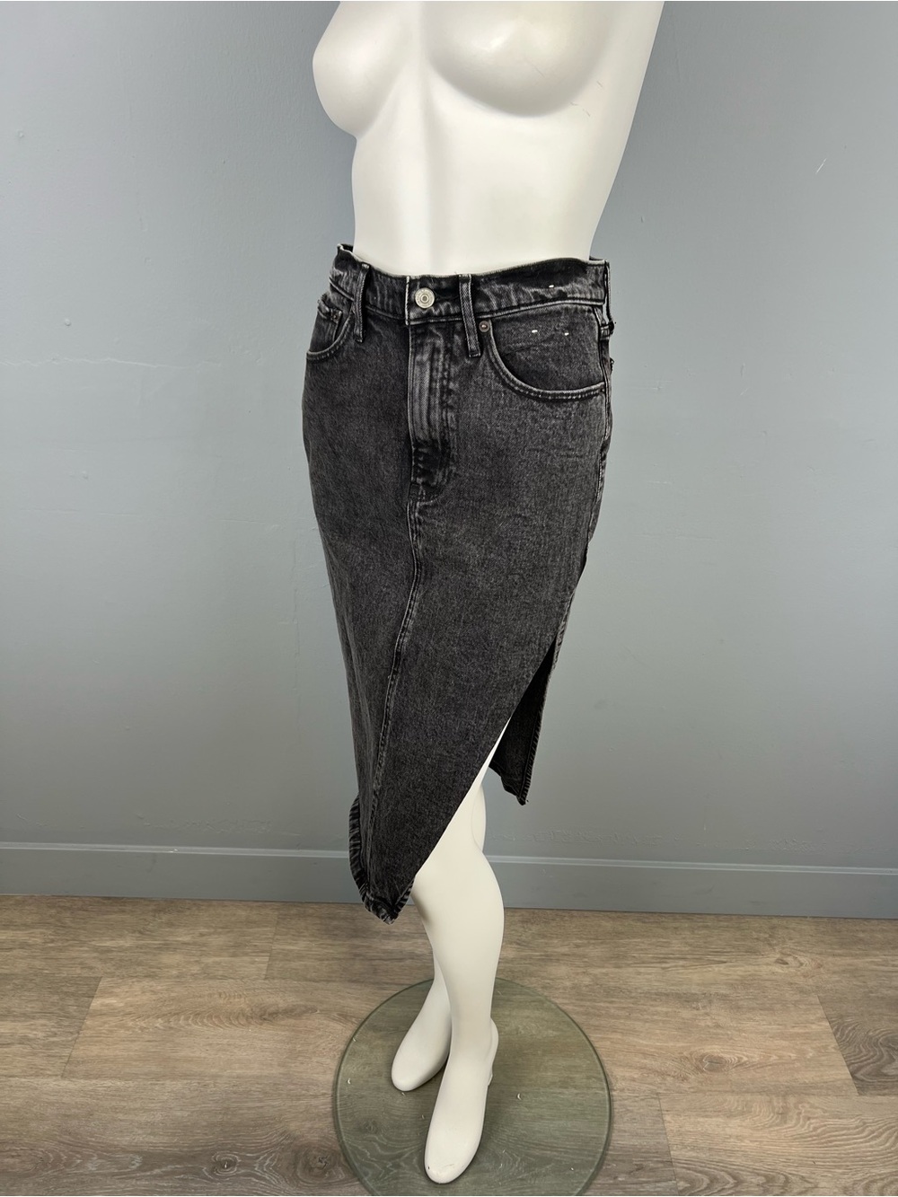 Abercrombie&Fitch Black Washed Denim Asymmetric Skirt 98% cotton